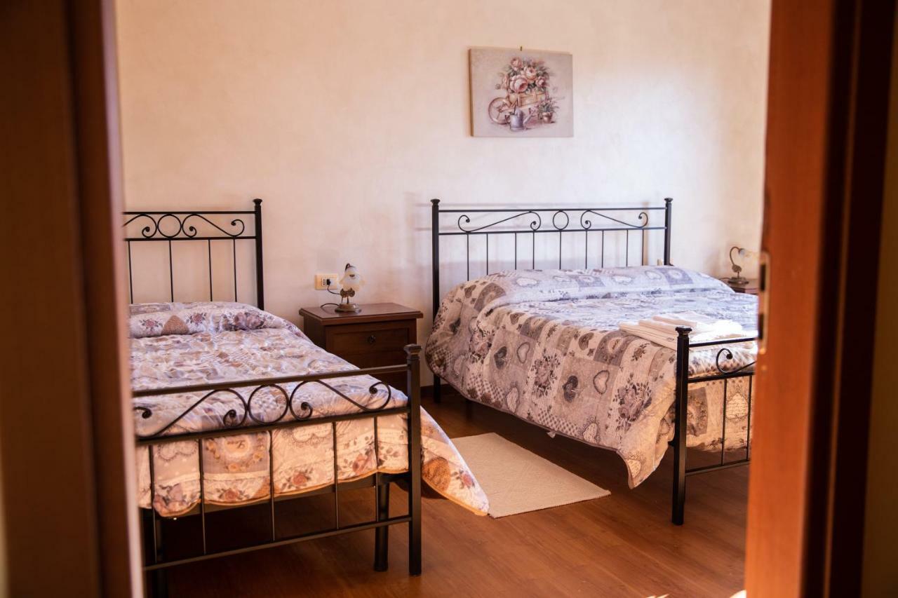 Appartamento Della Pia Bevagna Kültér fotó